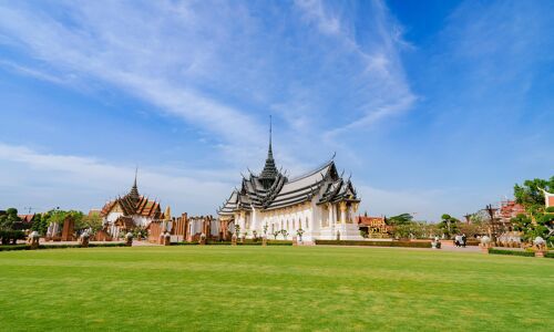 Mae Taeng Temple and Palace